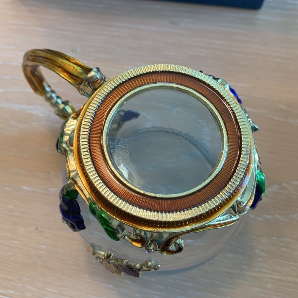 Glassyfi cup with gold colored handle, butterfly and flowers, includes spoon - Picture 4 of 9